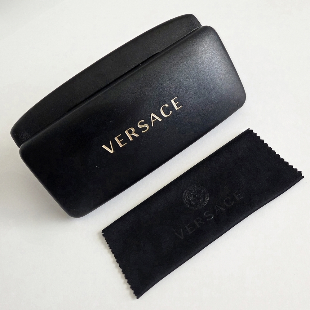 Versace Black Clam Shell Sunglasses Holder With New Logo Polishing Cloth